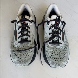 Brooks Adrenaline GTS 24 Shoes